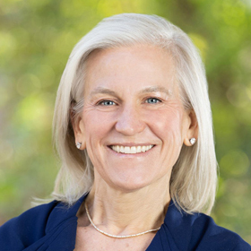 Volunteer Spotlight: Kathy Crow