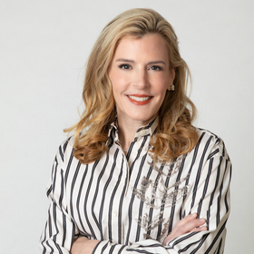 Volunteer Spotlight: Tracey Kozmetsky